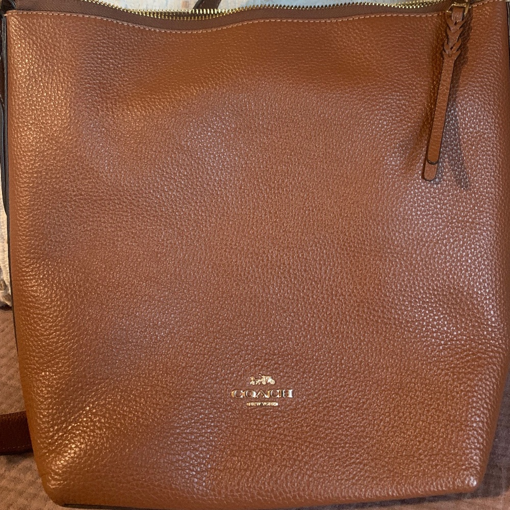 Coach Val Duffle crossbody cognac color excellent condition